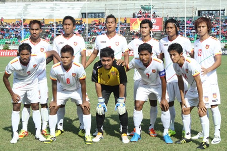 Myanmar khó khăn trong việc chọn lựa quân số cho AFF Cup - 1 ĐT Myanmar sẽ là đối thủ trong trận ra quân của ĐT Việt Nam ở AFF Suzuki Cup 2012