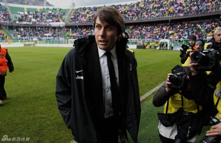 Inter đả bại Napoli, Juventus giành chiến thắng trong ngày Conte trở lại - 1 HLV Conte chính thức trở lại dẫn dắt Juventus sau 3 tháng treo giò