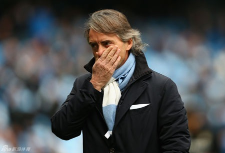 HLV Mancini cho rằng Man City xứng đáng chiến thắng trước MU