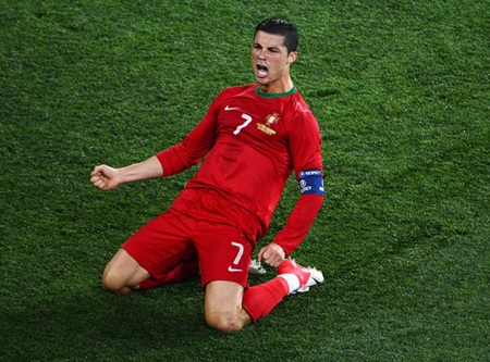 Những khoảnh khắc đáng nhớ của C.Ronaldo trong năm 2012