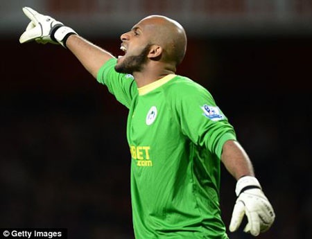 Ali Al-Habsi đã mắc khá nhiều sai lầm ở mùa giải này