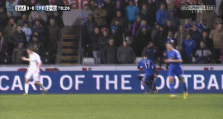 Phẫn nộ trước pha hành hung cậu bé nhặt bóng của Eden Hazard - 2 H.Long