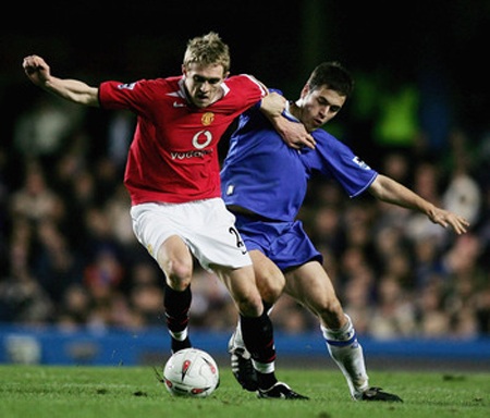 Nhìn lại những cuộc đối đầu giữa Mourinho và Alex Ferguson - 3 Nhìn lại những cuộc đối đầu giữa Mourinho và Alex Ferguson