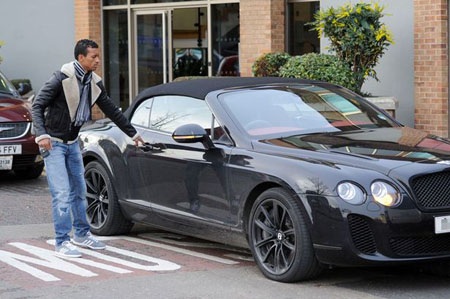 Nani vừa trải qua vụ va chạm xe hơi ở Manchester