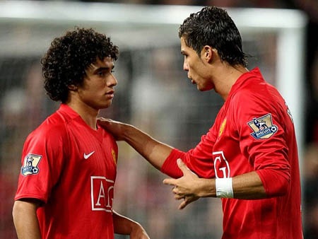 Khóa chặt C. Ronaldo, MU phải dùng “kế sách” nào? - 1 Rafael cần người trợ giúp để khóa chặt C.Ronaldo