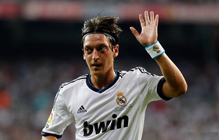 Đội hình kết hợp trong mơ giữa Real Madrid và MU - 8 Đội hình kết hợp trong mơ giữa Real Madrid và MU