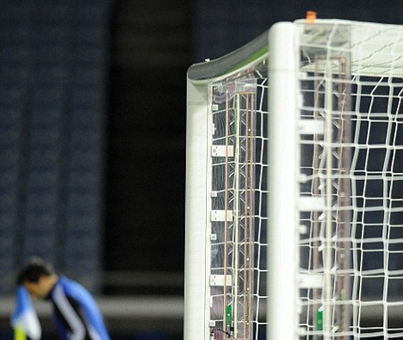 Công nghệ vạch vôi điện tử sẽ được áp dụng tại Premier League từ mùa tới