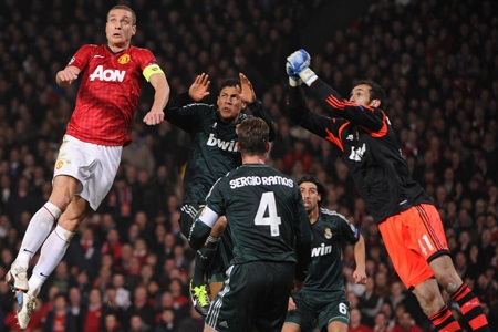 Dấu ấn chiến thuật và...trọng tài ở đại chiến MU-Real Madrid - 5 Diego Lopez, người hùng của Real Madrid ở Old Trafford