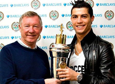 C.Ronaldo trong màu áo MU: Ngày xưa tươi đẹp trong nỗi nhớ - 3 C.Ronaldo trong màu áo MU: Ngày xưa tươi đẹp trong nỗi nhớ