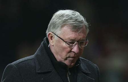 Alex Ferguson: “MU luôn tự làm khó mình” - 1 HLV Alex Ferguson bắt đầu cảm thấy lo lắng cho MU
