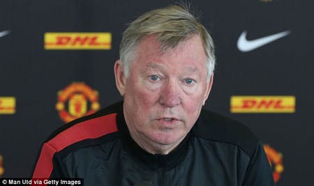 HLV Alex Ferguson không đồng tình với nhận xét của Mancini