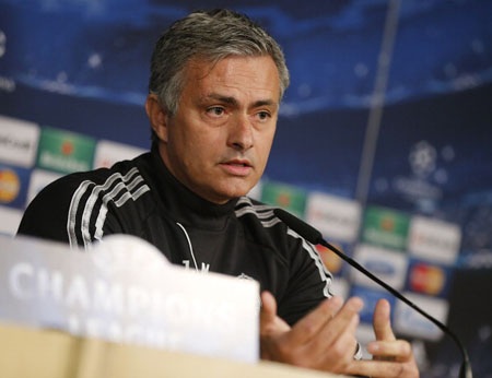 Thắng đậm Galatasaray, Mourinho vẫn “chê bai” hàng công - 1 Mourinho cho rằng Real Madrid đã có thể thắng đậm hơn