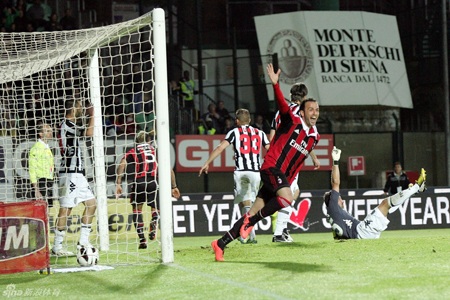 AC Milan hoàn tất cú lội ngược dòng không tưởng chỉ trong vòng 3 phút