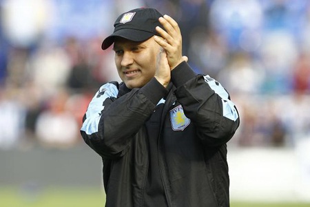Ngày chia tay đầy xúc cảm của những “biểu tượng" Premier League - 16 Stiliyan Petrov chia tay Aston Villa để tập trung “chiến đấu” với bệnh bạch cầu