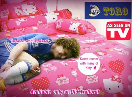 Biếm họa về “kịch sĩ” David Luiz - 4 Trong mắt David Luiz, Old Trafford thực sự là “Chiếc giường của những giấc mơ”