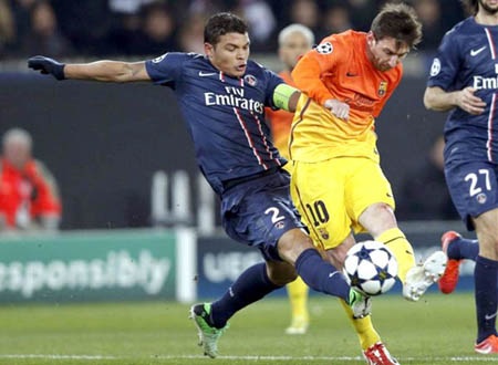 Barcelona khao khát có được sự phục vụ của Thiago Silva