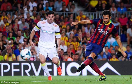 HLV Tata Martino quyết giữ chân Fabregas