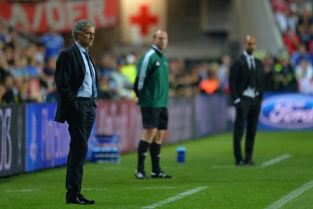 Mourinho - Guardiola: Xứng danh kỳ phùng địch thủ - 1 Mourinho và Guardiola vẫn là kỳ phùng địch thủ đích thực