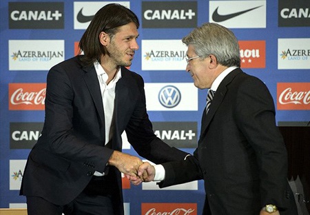 Martin Demichelis chính thức ra mắt Man City