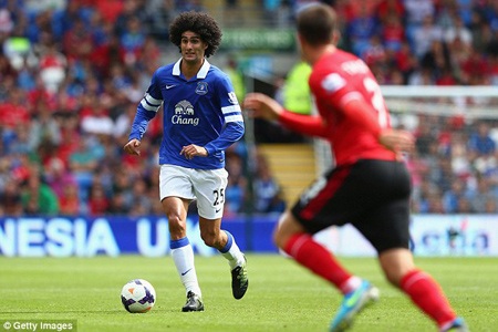 MU chính thức sở hữu “người khổng lồ” Fellaini - 1 Fellaini chính thức là người của MU