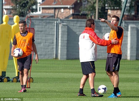 Fan cuồng dọa giết cả nhà Steven Gerrard - 1 Gerrard đã không giữ được bình tĩnh sau khi bị fan cuồng đe dọa