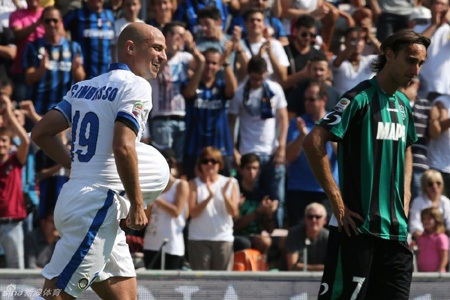 Llorente cứu Juventus, Inter đại thắng 7-0 trước Sassuolo - 1 Inter đã vùi dập Sassuolo với tỷ số 7-0