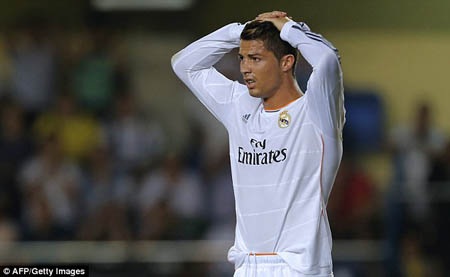 C.Ronaldo nhận lương cao nhất thế giới trong hợp đồng mới - 1 CR7 sẽ trở thành cầu thủ nhận lương cao nhất thế giới nếu chấp nhận ở lại Real