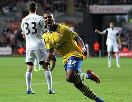 Arsenal “trói chân” tài năng trẻ Gnabry dài hạn - 1 Arsenal đã “trói chân” thành công Gnabry