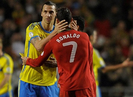 Ibrahimovic phủ nhận việc vỗ tay tán thưởng C.Ronaldo - 1 Ibrahimovic bị khuất phục trước CR7 trong cuộc chiến giành vé dự World Cup