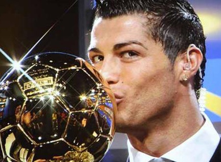 Hành trình tới danh hiệu Quả bóng vàng của C.Ronaldo vẫn còn khá chông chênh
