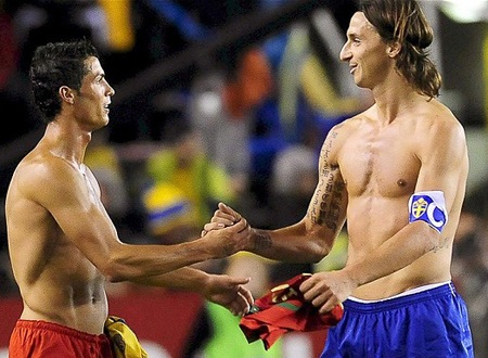 Bên cạnh đó, họ cũng chiến đấu vì danh hiệu Quả bóng vàng