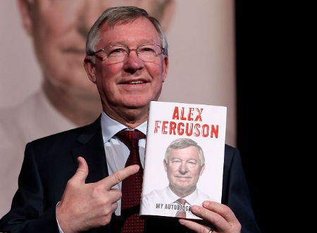 Mắc quá nhiều lỗi, tự truyện của Sir Alex bị trả lại - 1 Cuốn tự truyện của Sir Alex có quá nhiều lỗi sai