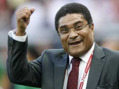 Eusebio qua đời: Tạm biệt ông, người dẫn đường bất tử! - 3 Eusebio là người dẫn đường của những cầu thủ châu Phi (gốc Phi) sau này