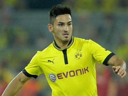 Bản tin chuyển nhượng ngày 16/1 - 1 MU và Real quyết đấu vì Gundogan