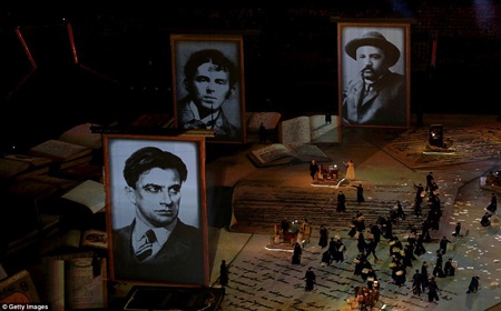 Những màn trình diễn rực rỡ sắc màu nói về đất nước, văn hóa, con người Nga