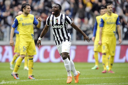 Hủy diệt Chievo, Juventus “đóng đinh” vào ngôi đầu - 1 Juventus dễ dàng hạ gục Chievo