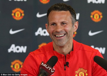 Ryan Giggs tự
tin sẽ giúp MU trở lại