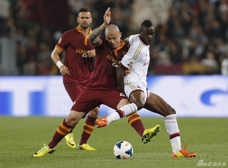 AS Roma chấm dứt mạch chiến thắng liên tiếp của AC Milan - 1 Mạch chiến
thắng của AC Milan đã bị dập tắt với AS Roma