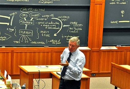 Sir Alex sắp trở thành giảng viên