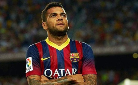 Daniel Alves sắp chia tay Barcelona