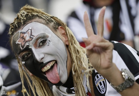 Juventus vỡ òa trong ngày vô địch Serie A - 9 Những người hùng Juventus được vinh danh