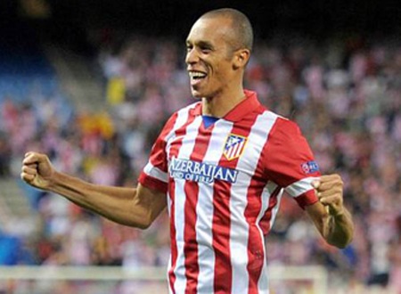 Chi 30 triệu euro, MU sắp sở hữu trung vệ thép của Atletico - 1 Miranda đang ở rất gần MU