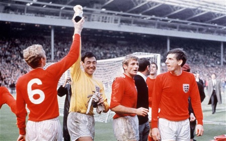 Những thủ môn vĩ đại nhất lịch sử World Cup - 2 Gordon
Banks là điểm tựa giúp ĐT Anh giành chức vô địch World Cup 1966