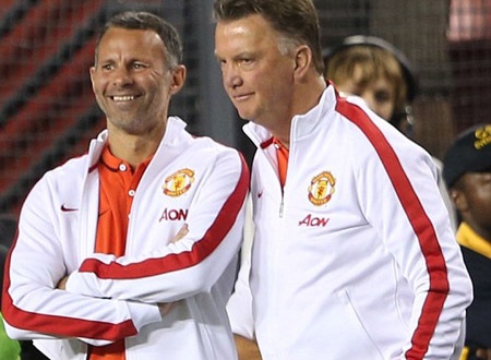 Van Gaal lắp camera, quan sát các cầu thủ MU - 1 HLV Van
Gaal yêu cầu lắp đặt camera ở Carrington