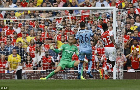 Tuy nhiên, tiền đạo này phải cải thiện khả năng dứt điểm