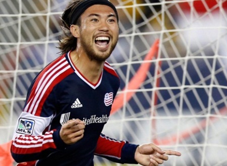 Lee Nguyễn ghi bàn thắng "siêu dị" ở MLS - 1 Lee Nguyễn tỏa sáng trong màu áo New England