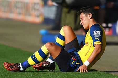 Arsenal đã làm hại Mesut Ozil? - 3 Arsenal sẽ gặp khó khi không có Mesut Ozil