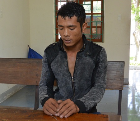 Đối tượng Trần Văn Vương tại cơ quan điều tra.