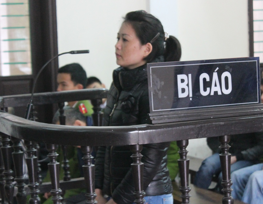 Các bị cáo trong đường dây vận chuyển 31 bánh heroin từ Lào về Việt Nam tại phiên tòa ngày 9/2.