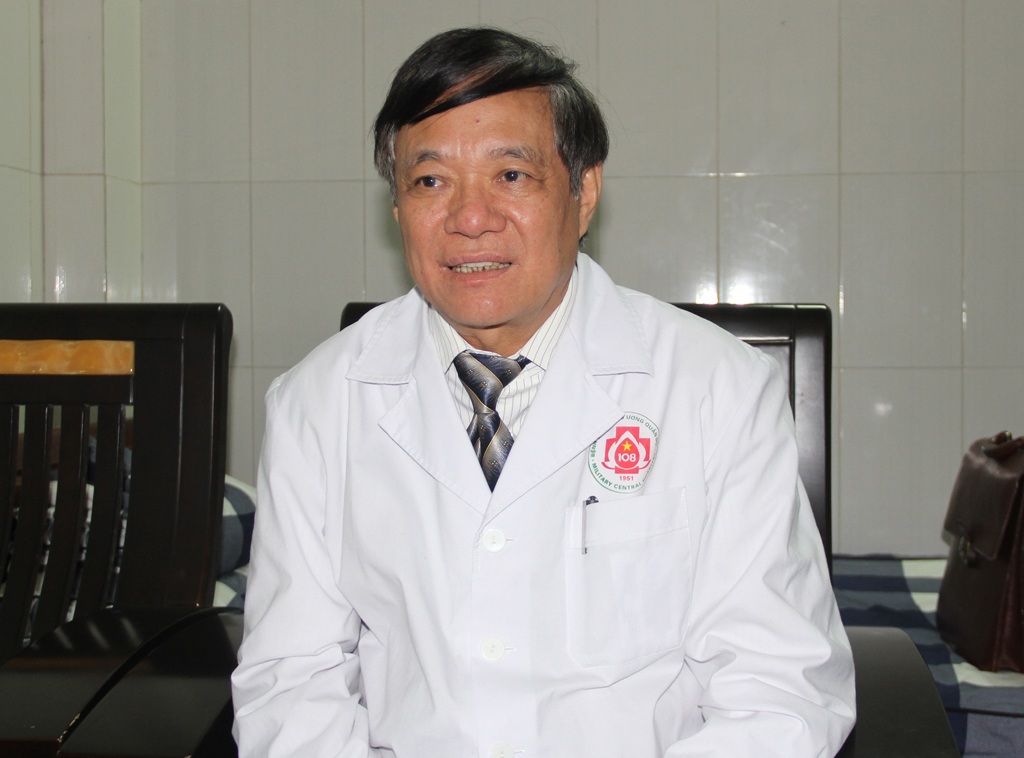 Đại tá, PGS, TS. Nguyễn Trung Chính - cố vấn cao cấp Bệnh viện Ung bướu Nghệ An.